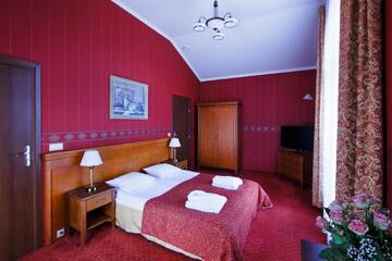 Фото номера Улучшенный двухместный номер с 1 кроватью Отель Hotel Magellan г. Bronisławów 4